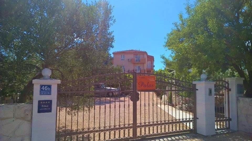 Villa Palas Apartments Rogoznica  Dış mekan fotoğraf
