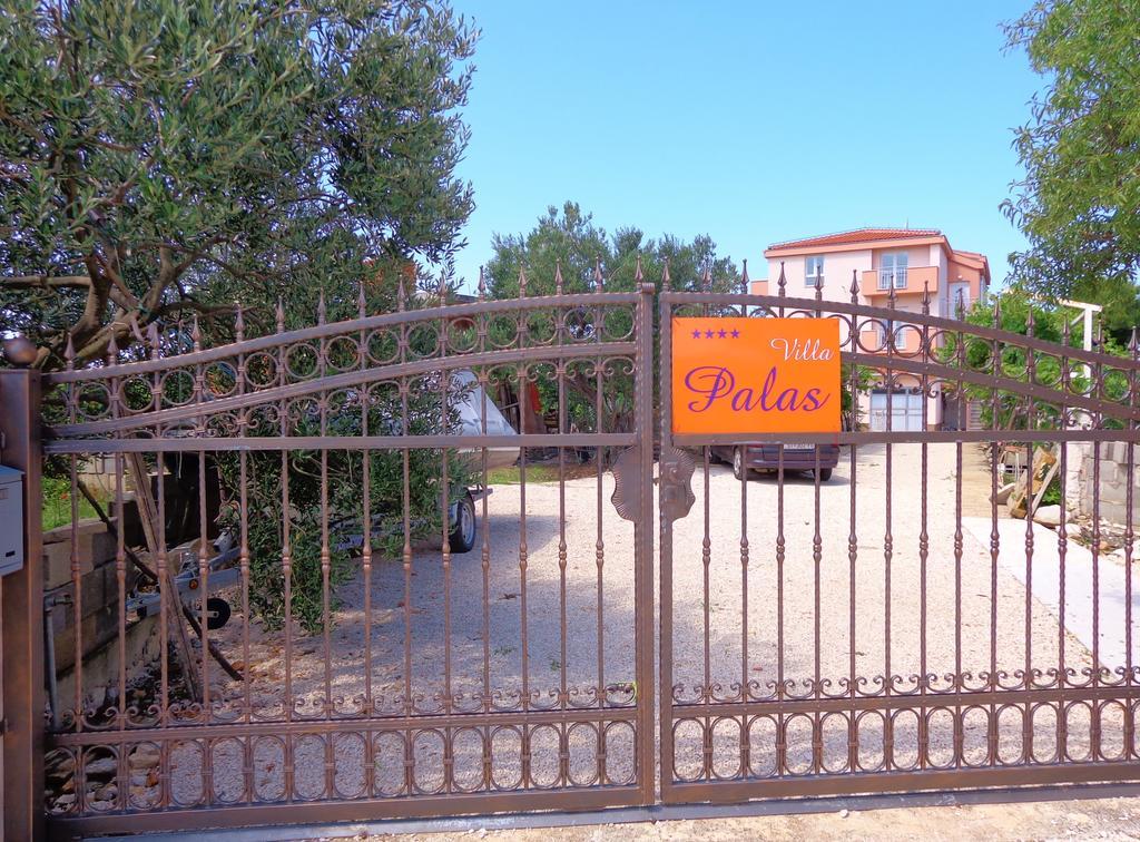 Villa Palas Apartments Rogoznica  Dış mekan fotoğraf