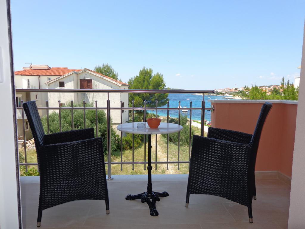 Villa Palas Apartments Rogoznica  Oda fotoğraf
