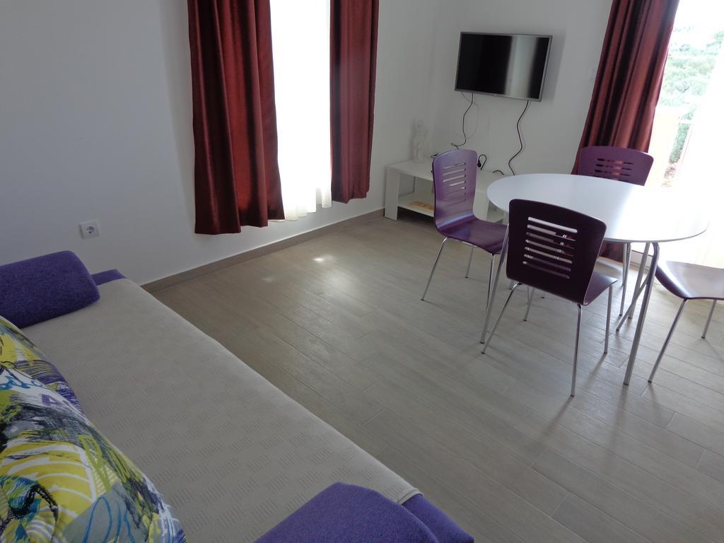 Villa Palas Apartments Rogoznica  Oda fotoğraf